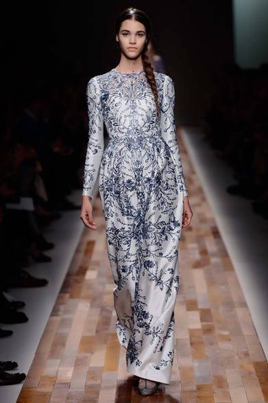 valentino_53 <strong>VALENTINO|ヴァレンティノ</strong> <a href="/article/16845
" class="link12lh15blue">2013年秋冬コレクション</a>