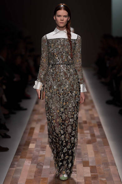 valentino_61 <strong>VALENTINO|ヴァレンティノ</strong> <a href="/article/16845
" class="link12lh15blue">2013年秋冬コレクション</a>