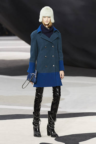 chanel_13 <a href="" class="link12lh15blue"><strong>CHANEL|シャネル</strong></a> <a href="/article/16845" class="link12lh15blue">2013年秋冬コレクション</a> ©CHANEL