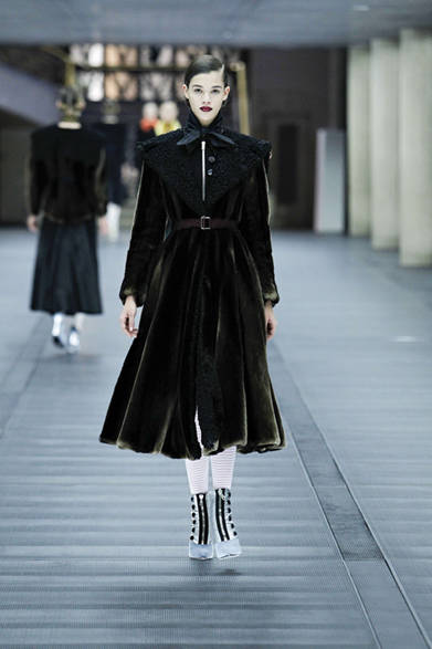 ミュウミュウMIU MIU　トップス　2012-13秋冬コレクションライン ミュウミュウMIU MIU トップス 2012-13秋冬コレクションライン