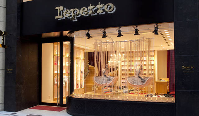 Repetto｜ショップ限定モデル「サンドリオン・カルナバル」登場
