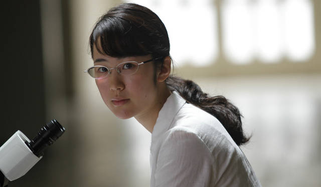 綾野剛さん出演「シャニダールの花」 DVDセットです。 Amazon.co.jp: シャニダールの花 特別版 [DVD] : 綾野剛, 黒木華