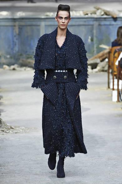 chanel_19 <strong><a href="" class="link12lh15blue">CHANEL|シャネル</a></strong> <a href="/article/18541" class="link12lh15blue">2013年秋冬オートクチュールコレクション</a> ©CHANEL