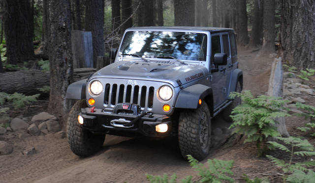 ジープ ラングラー ルビコンでルビコン トレイルを走る｜Jeep - Web  