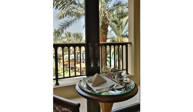 dubai_665_19 ゴールドクラブ・ラウンジでは朝食も