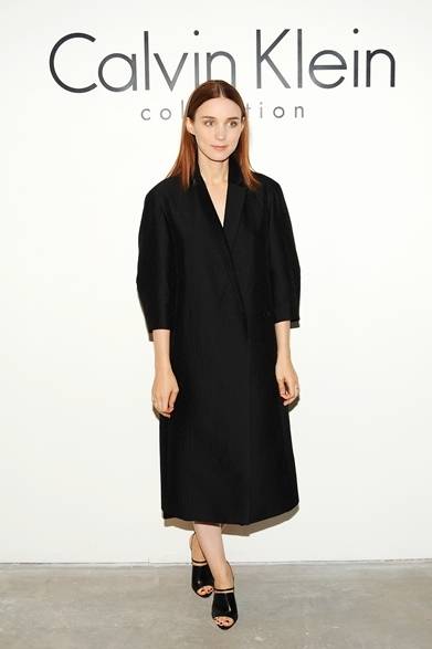 04 <strong>2014年春夏コレクション会場スナップ</strong> Rooney Mara|ルーニー・マーラ (カルバン・クライン コレクションの会場にて・ニューヨーク)