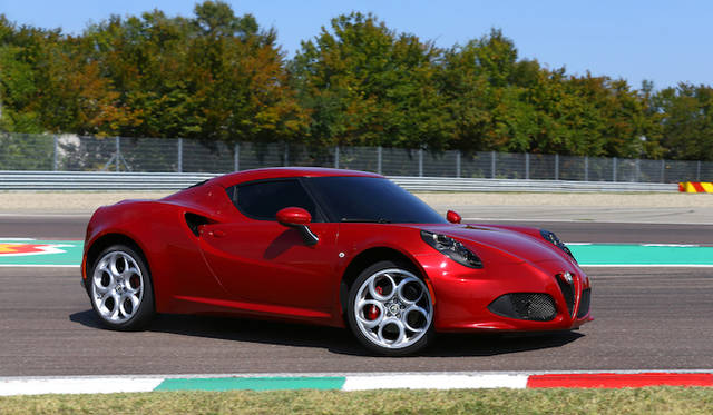 アルファ4C、日本上陸|Alfa Romeo ギャラリー - Web Magazine OPENERS(ウェブマガジン オウプナーズ)