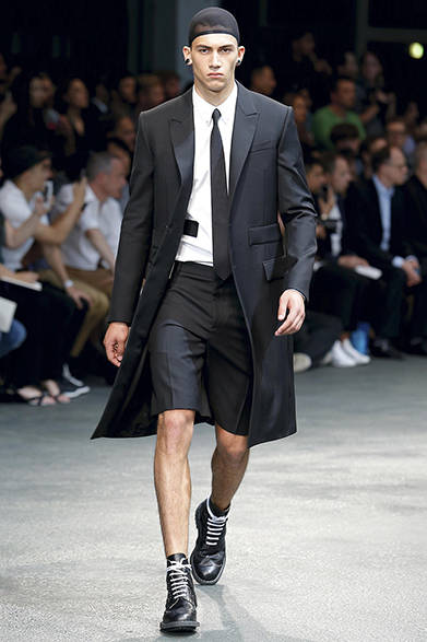 givenchy_by_riccardo_tisci_042 <a href="/article/23622" class="link12lh15blue">2015