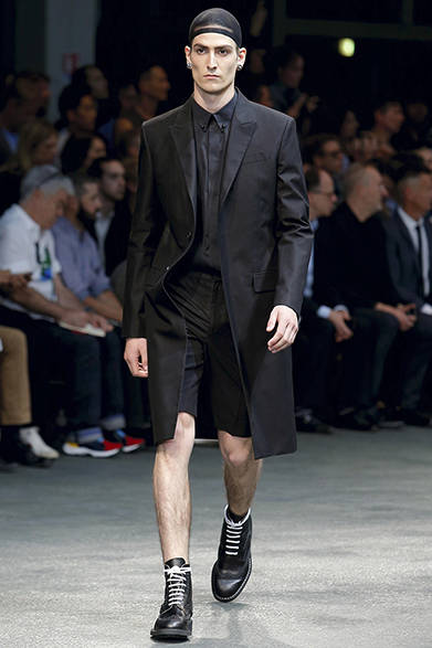 givenchy_by_riccardo_tisci_102 <a href="/article/23622" class="link12lh15blue">2015