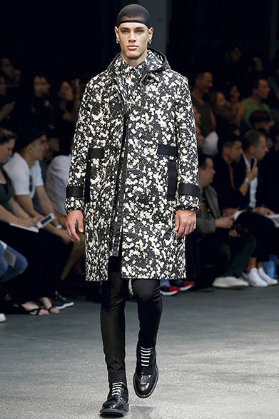 givenchy_by_riccardo_tisci_132 <a href="/article/23622" class="link12lh15blue">2015