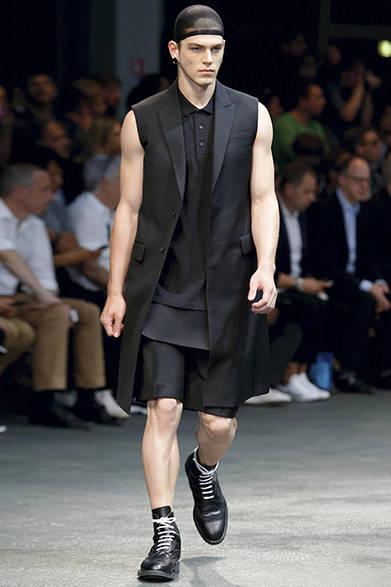 givenchy_by_riccardo_tisci_192 <a href="/article/23622" class="link12lh15blue">2015