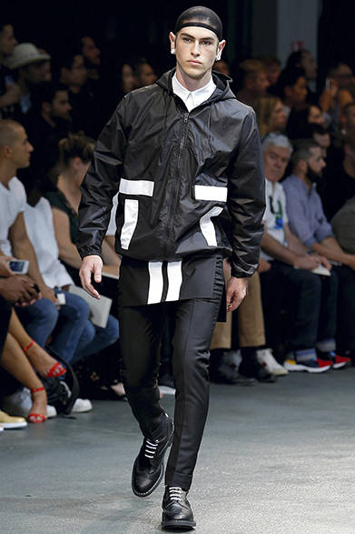 givenchy_by_riccardo_tisci_272 <a href="/article/23622" class="link12lh15blue">2015