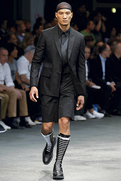 givenchy_by_riccardo_tisci_302 <a href="/article/23622" class="link12lh15blue">2015