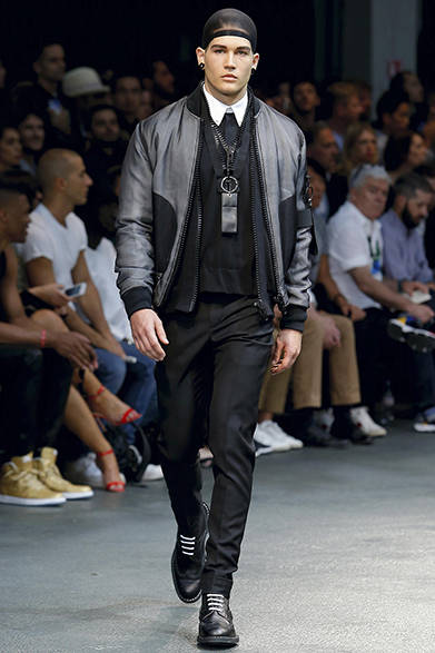 givenchy_by_riccardo_tisci_352 <a href="/article/23622" class="link12lh15blue">2015