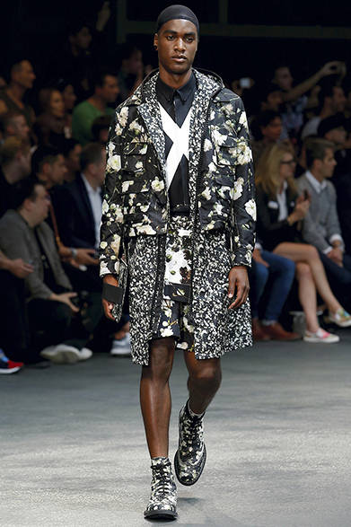 givenchy_by_riccardo_tisci_442 <a href="/article/23622" class="link12lh15blue">2015