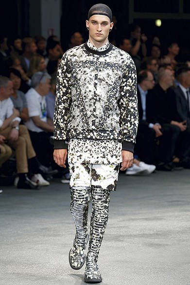 givenchy_by_riccardo_tisci_452 <a href="/article/23622" class="link12lh15blue">2015