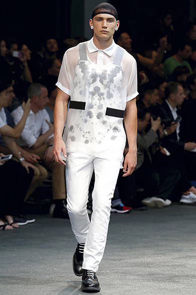 givenchy_by_riccardo_tisci_492 <a href="/article/23622" class="link12lh15blue">2015