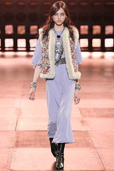 saintlaurent_342 <a href="/article/23622" class="link12lh15blue">2015