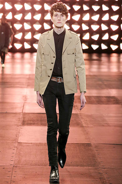 saintlaurent_412 <a href="/article/23622" class="link12lh15blue">2015