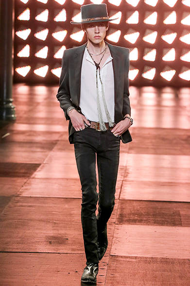 saintlaurent_452 <a href="/article/23622" class="link12lh15blue">2015