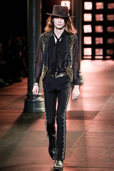 saintlaurent_532 <a href="/article/23622" class="link12lh15blue">2015