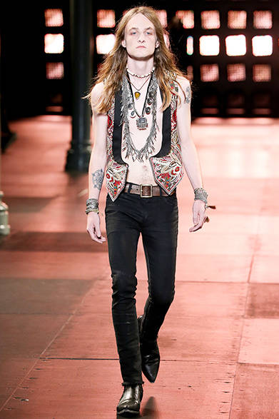 saintlaurent_602 <a href="/article/23622" class="link12lh15blue">2015