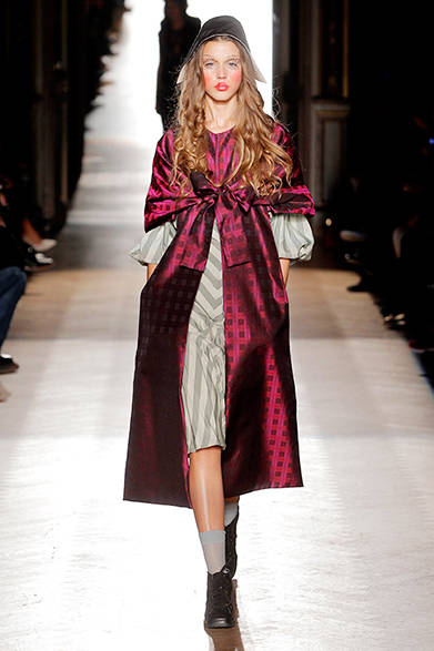 GoldLabel_SS15_Catwalk_LoRes_01