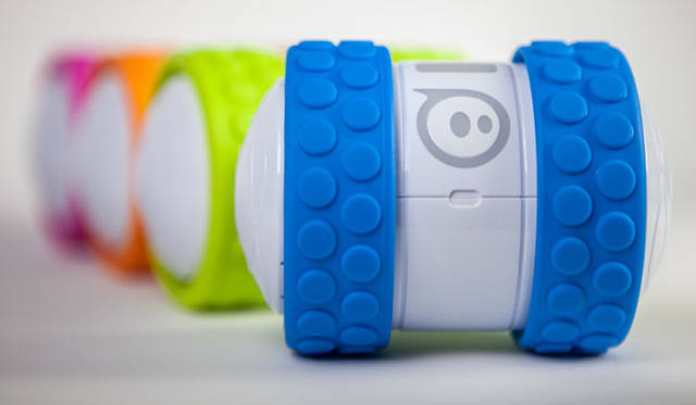 Sphero｜秒速6mのアプリ制御ロボット「Ollie」デビュー