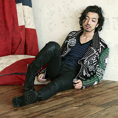 ディーゼル ブラック ゴールド｜金子ノブアキと松岡モナが