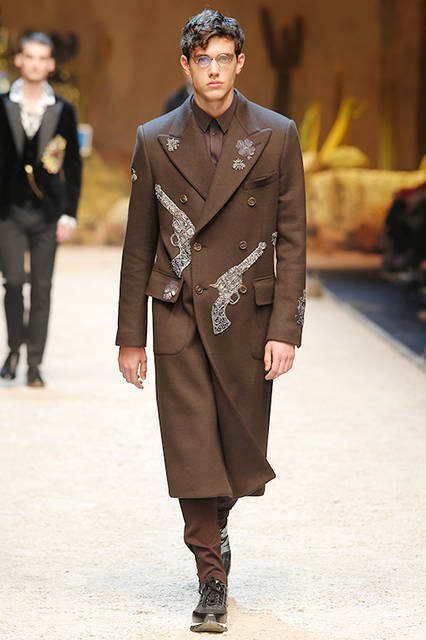 Dolce&Gabbana_man_fashion_show_fw17_runway-(14)