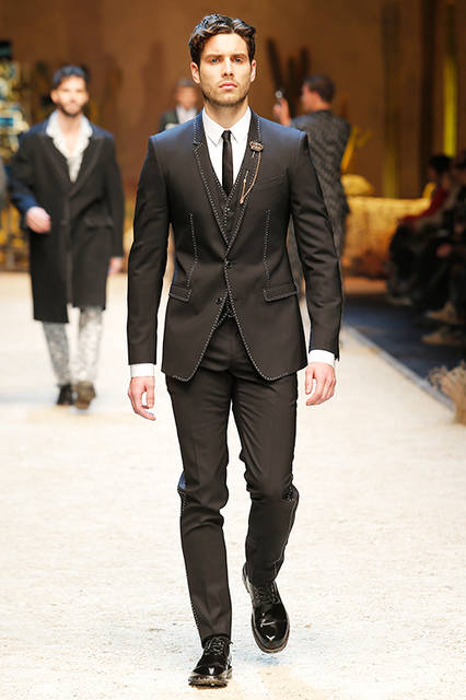 Dolce&Gabbana_man_fashion_show_fw17_runway-(23)