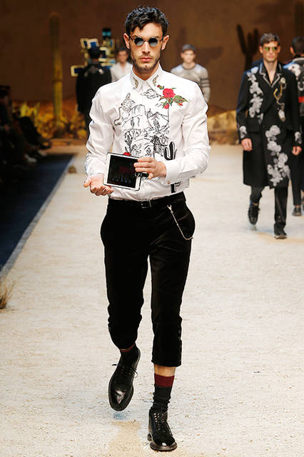 Dolce&Gabbana_man_fashion_show_fw17_runway-(30)