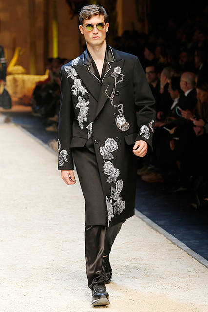Dolce&Gabbana_man_fashion_show_fw17_runway-(31)