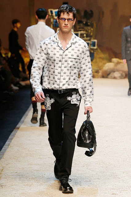 Dolce&Gabbana_man_fashion_show_fw17_runway-(33)