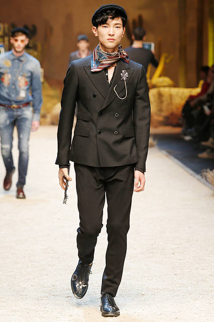 Dolce&Gabbana_man_fashion_show_fw17_runway-(44)