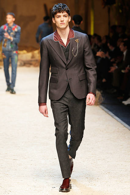 Dolce&Gabbana_man_fashion_show_fw17_runway-(46)