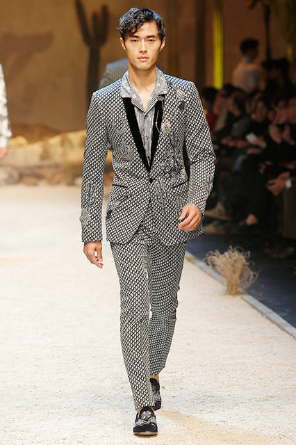Dolce&Gabbana_man_fashion_show_fw17_runway-(73)