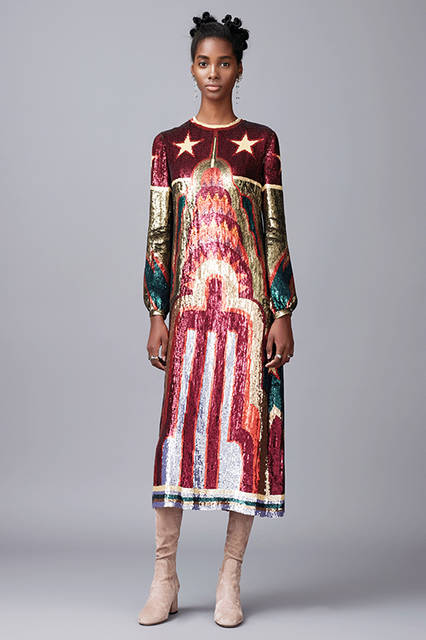 VALENTINO-VOGUE-RUNWAY_VAL_FALL16_01