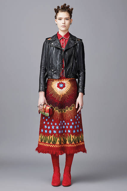 VOGUE-RUNWAY_VAL_FALL16_11
