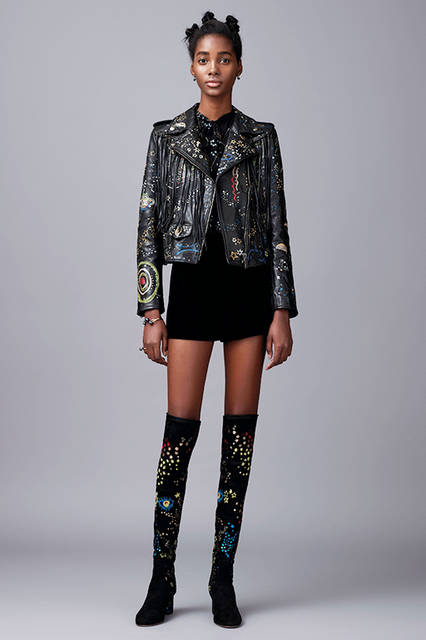 VOGUE-RUNWAY_VAL_FALL16_14