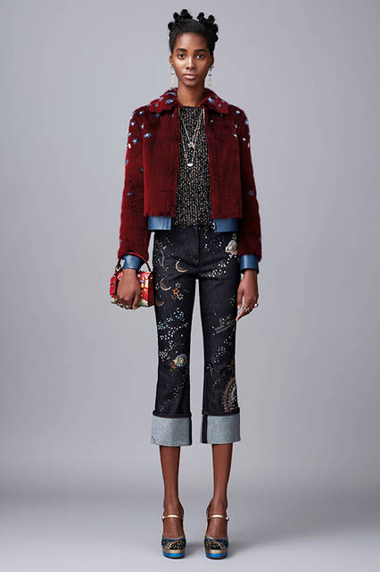 VOGUE-RUNWAY_VAL_FALL16_31