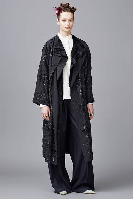 VOGUE-RUNWAY_VAL_FALL16_45