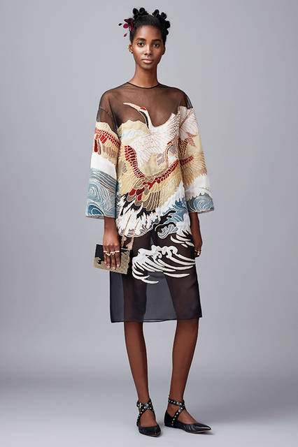 VOGUE-RUNWAY_VAL_FALL16_46