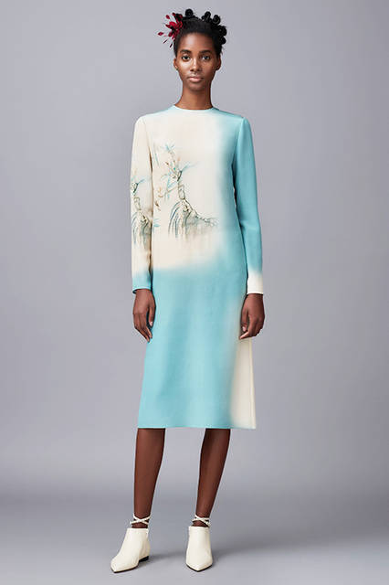 VOGUE-RUNWAY_VAL_FALL16_53
