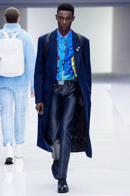 Versace-Men's_FW16_look-24