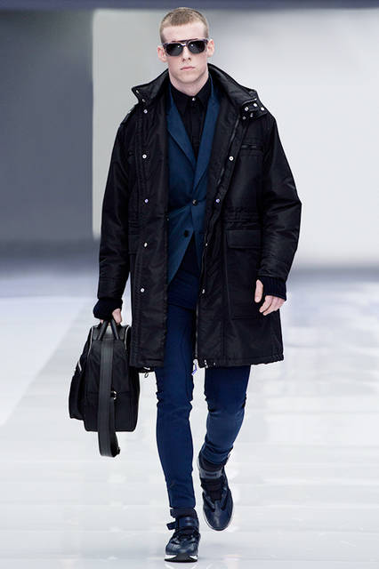 Versace-Men's_FW16_look-30