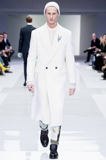 Versace-Men's_FW16_look-37
