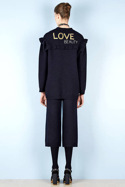 RED-MAIN-FW16-style_10
