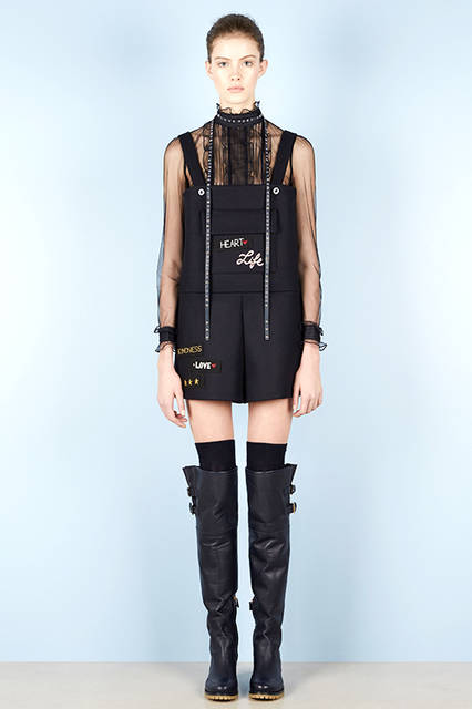 RED-MAIN-FW16-style_13