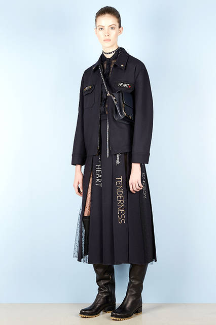 RED-MAIN-FW16-style_14